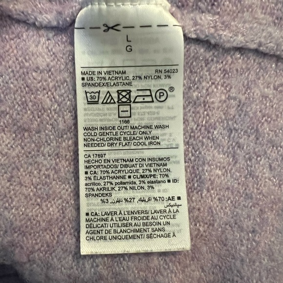 Old Navy Sweater - Picture 4 of 4